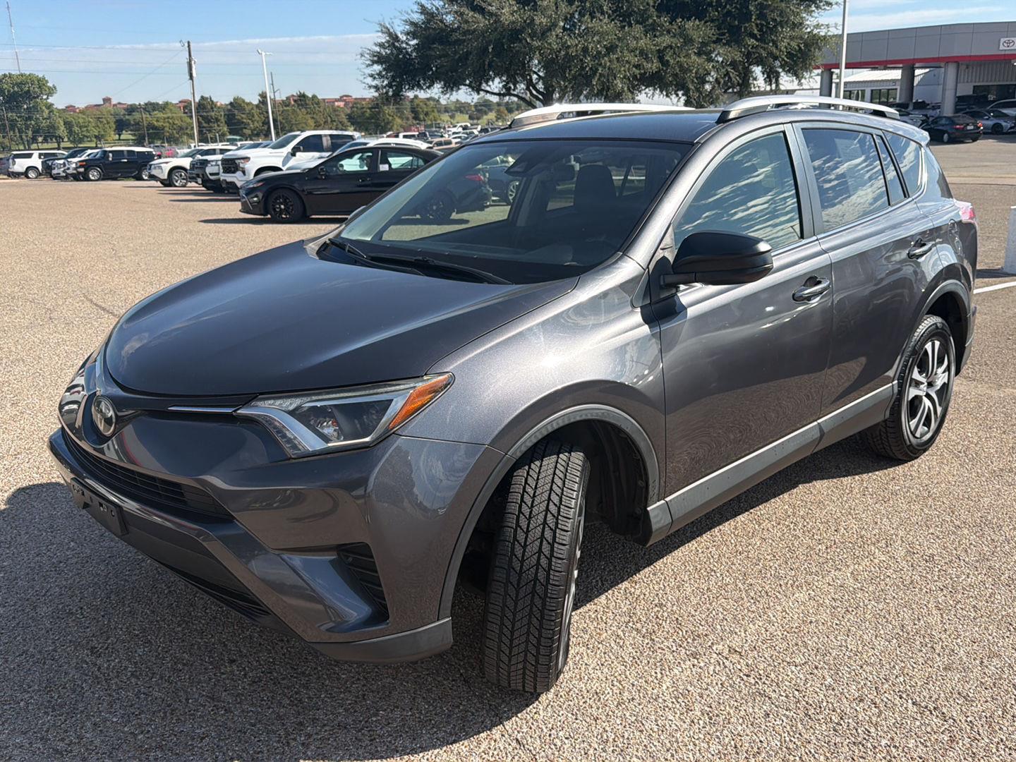Used 2018 Toyota RAV4 SUV