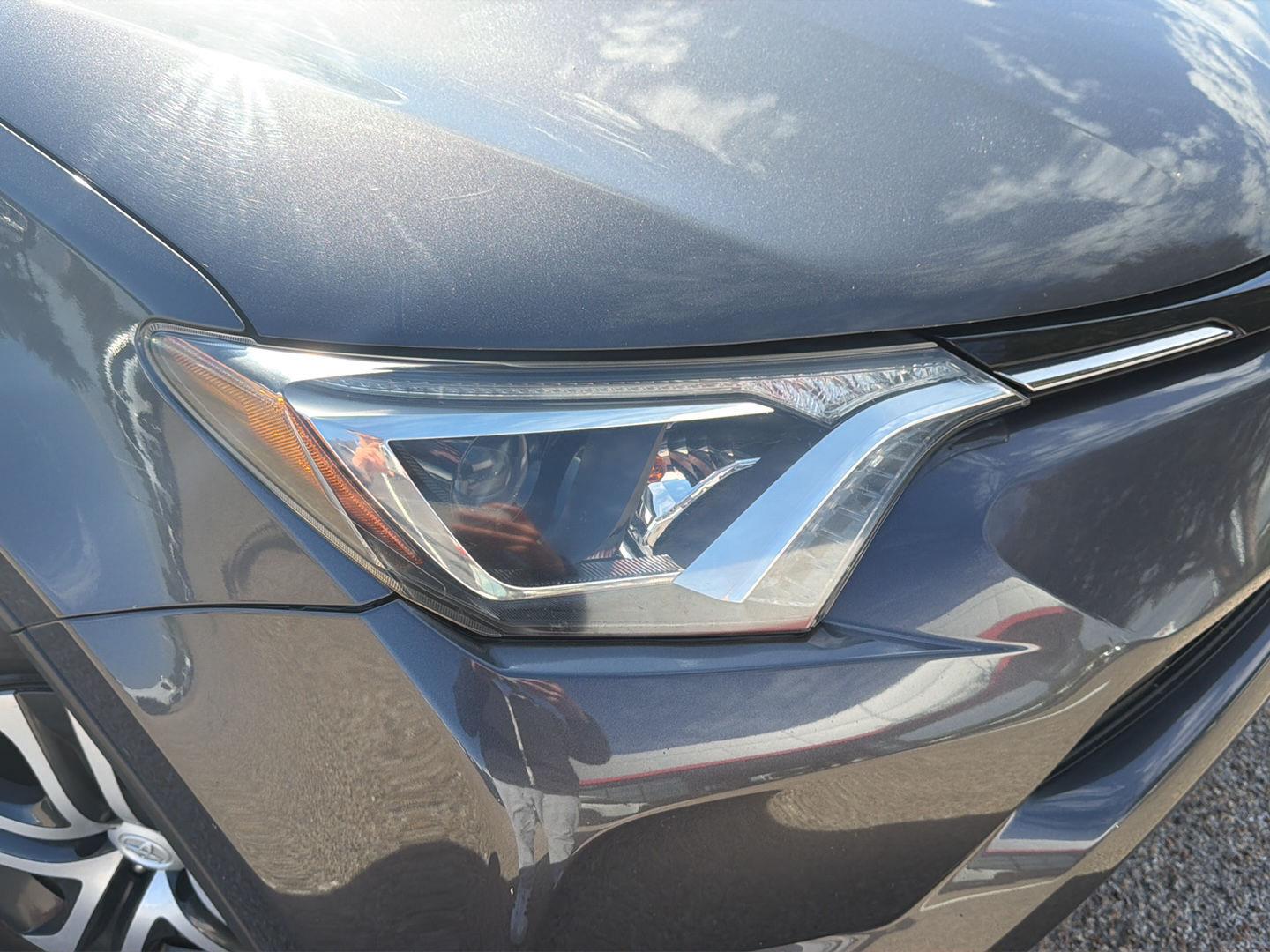 Used 2018 Toyota RAV4 SUV