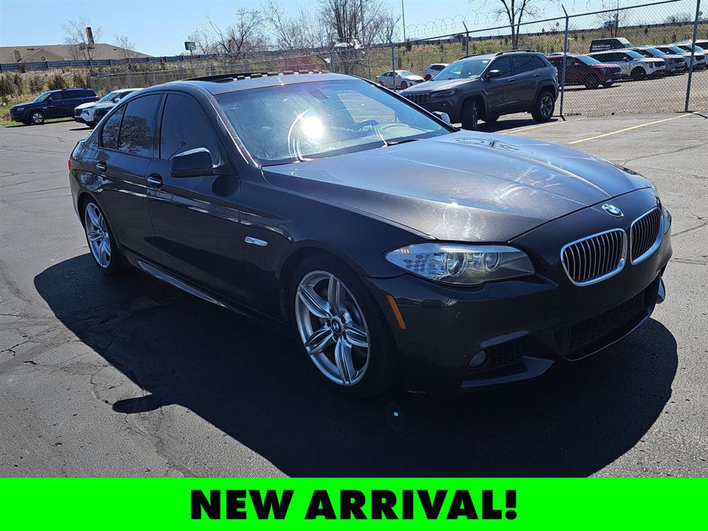 Gray (Dark Graphite Metallic II) 2013 BMW 5 Series 535i Sedan RWD Sedan Rear-Wheel Drive Manual
