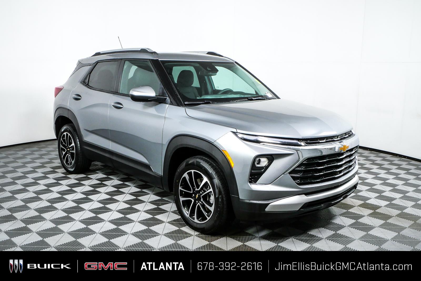 Sterling Gray Metallic 2025 Chevrolet Trailblazer SUV / Crossover Four-Wheel Drive 9-Speed Automatic