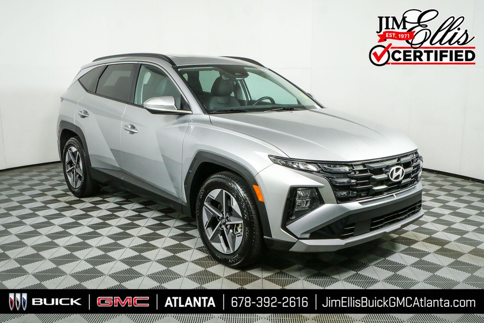 Shimmering Silver 2025 Hyundai Tucson SUV / Crossover Front-Wheel Drive Automatic