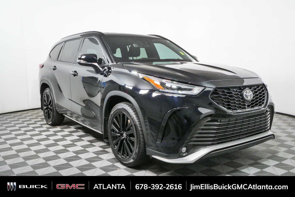 Midnight Black Metallic 2024 Toyota Highlander SUV / Crossover Front-Wheel Drive 8-Speed Automatic