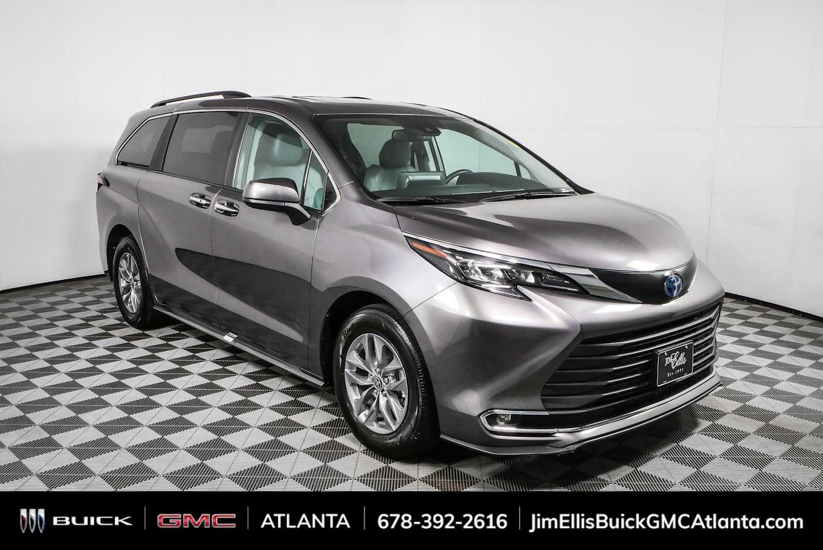 Predawn Gray Mica 2024 Toyota Sienna Minivan Front-Wheel Drive Continuously Variable Transmission