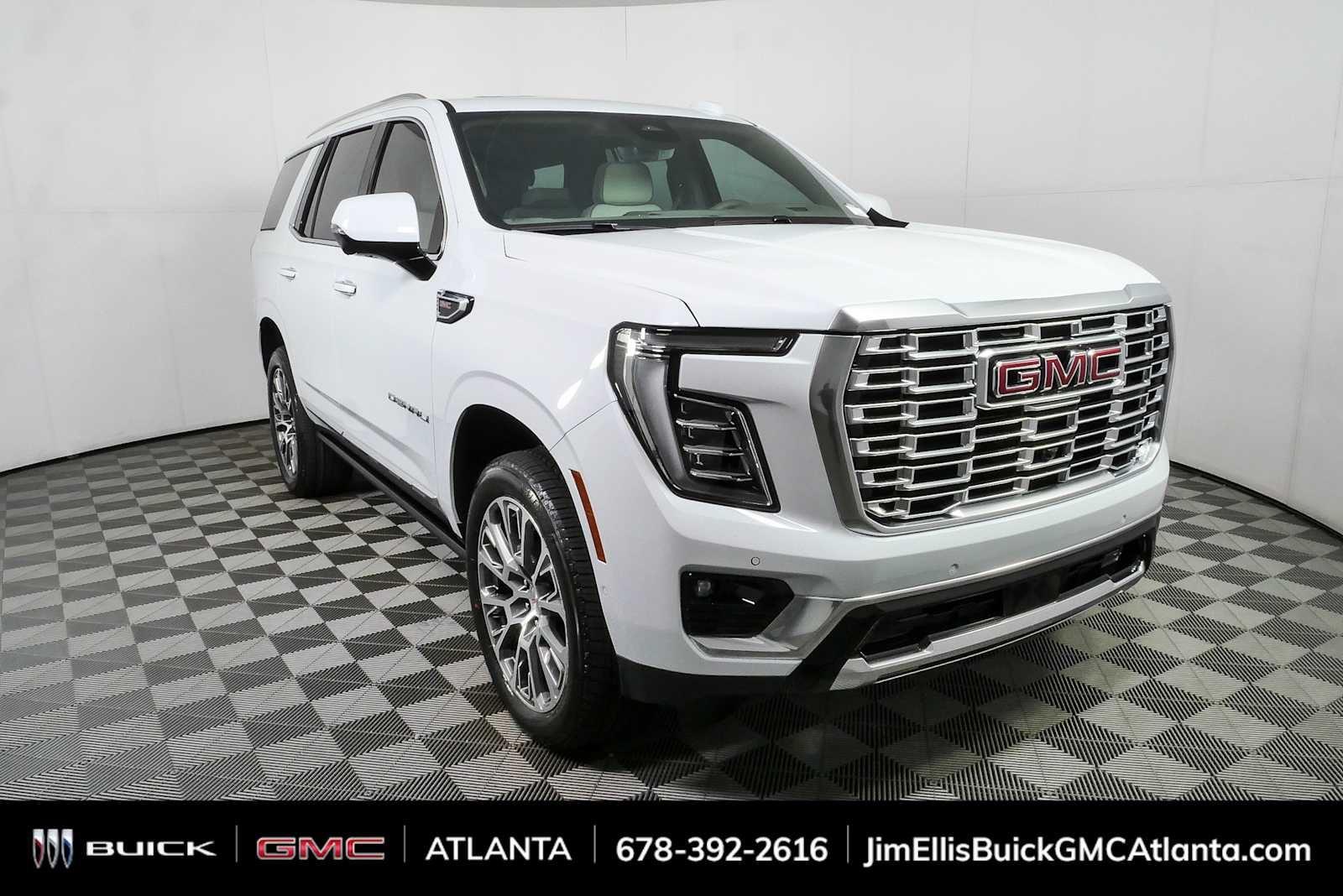 Glacier White Tricoat 2026 GMC Yukon SUV / Crossover Four-Wheel Drive Automatic