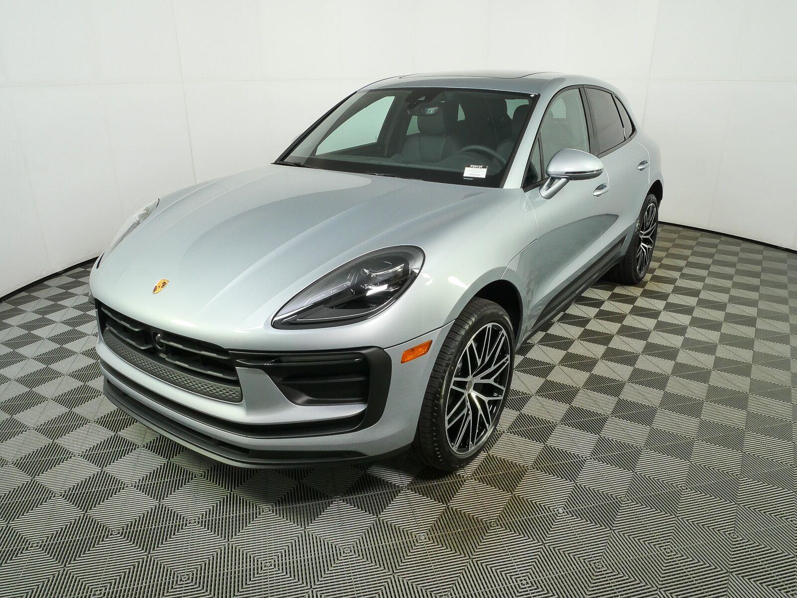 Dolomite Silver Metallic 2026 Porsche Macan SUV / Crossover All-Wheel Drive Automatic