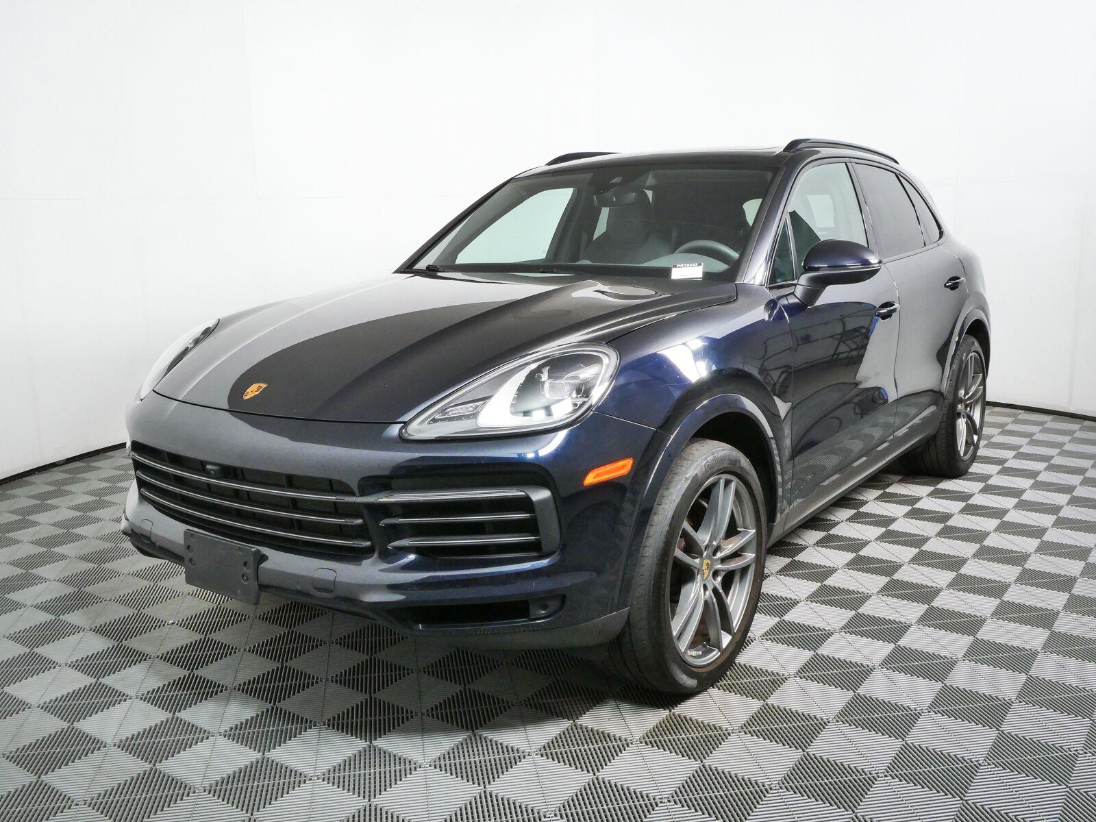 2023 Porsche Cayenne Platinum Edition AWD