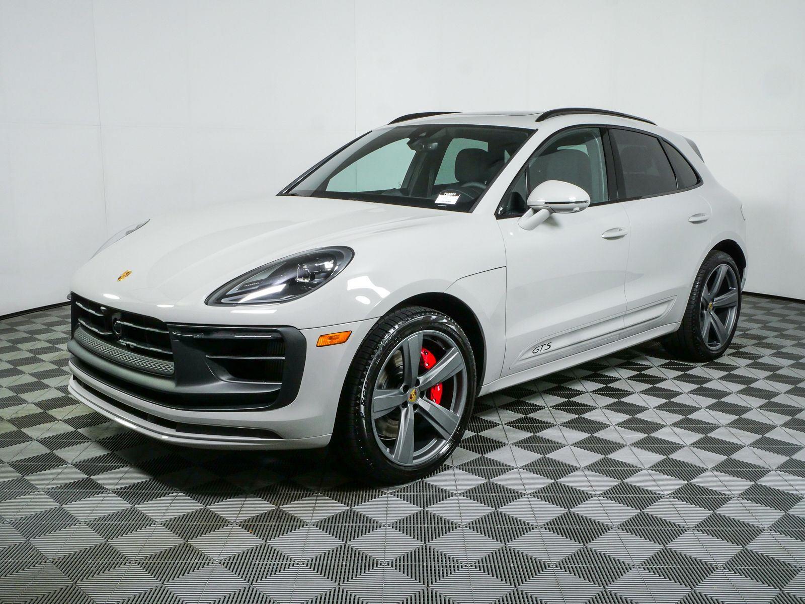 Chalk 2026 Porsche Macan SUV / Crossover All-Wheel Drive 7-Speed Automatic