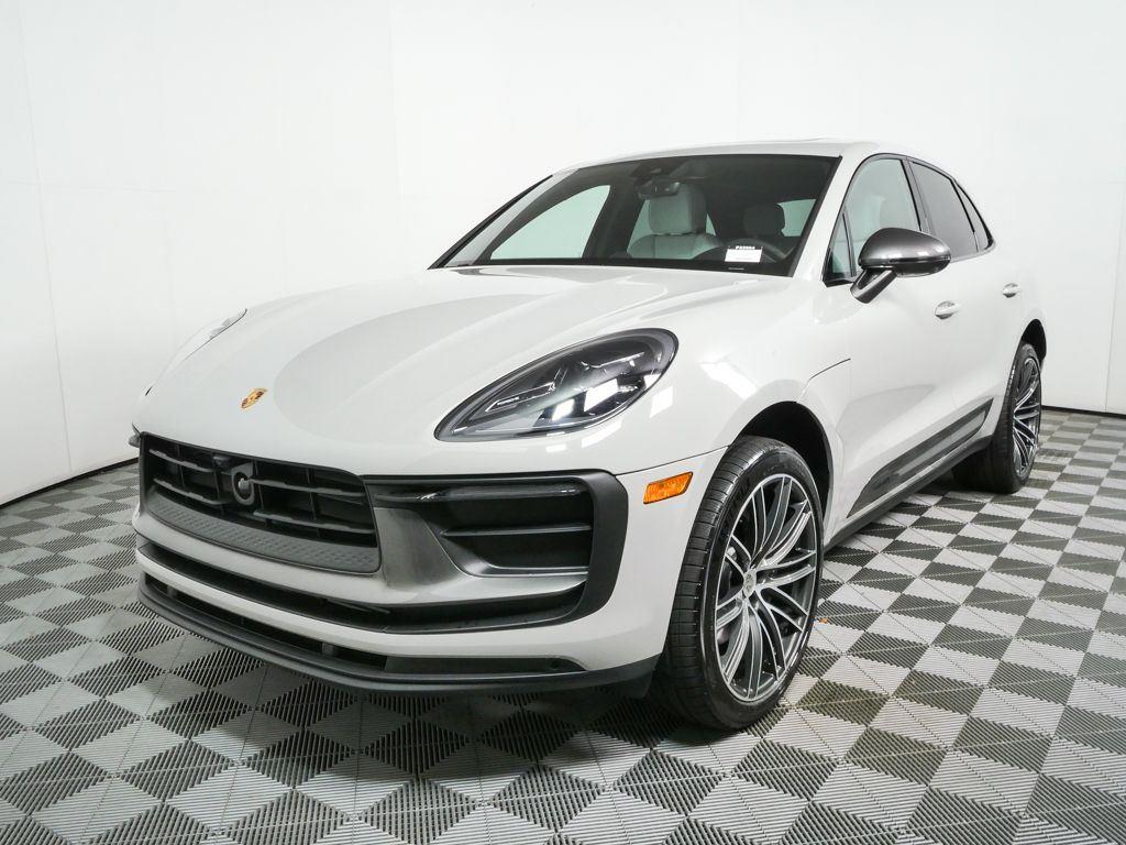 Chalk 2026 Porsche Macan SUV / Crossover All-Wheel Drive 7-Speed Automatic