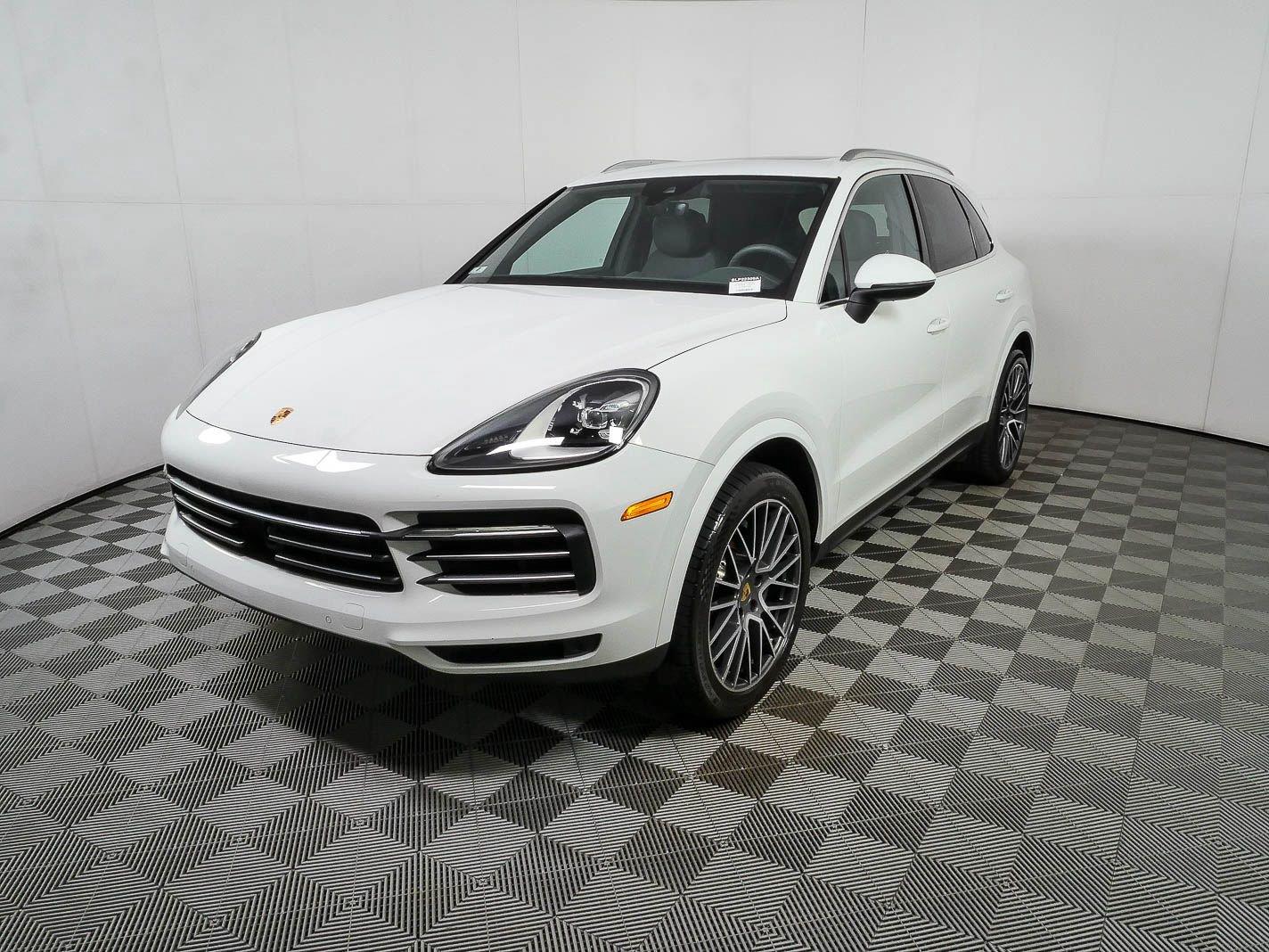 White 2019 Porsche Cayenne SUV / Crossover All-Wheel Drive 8-Speed Automatic