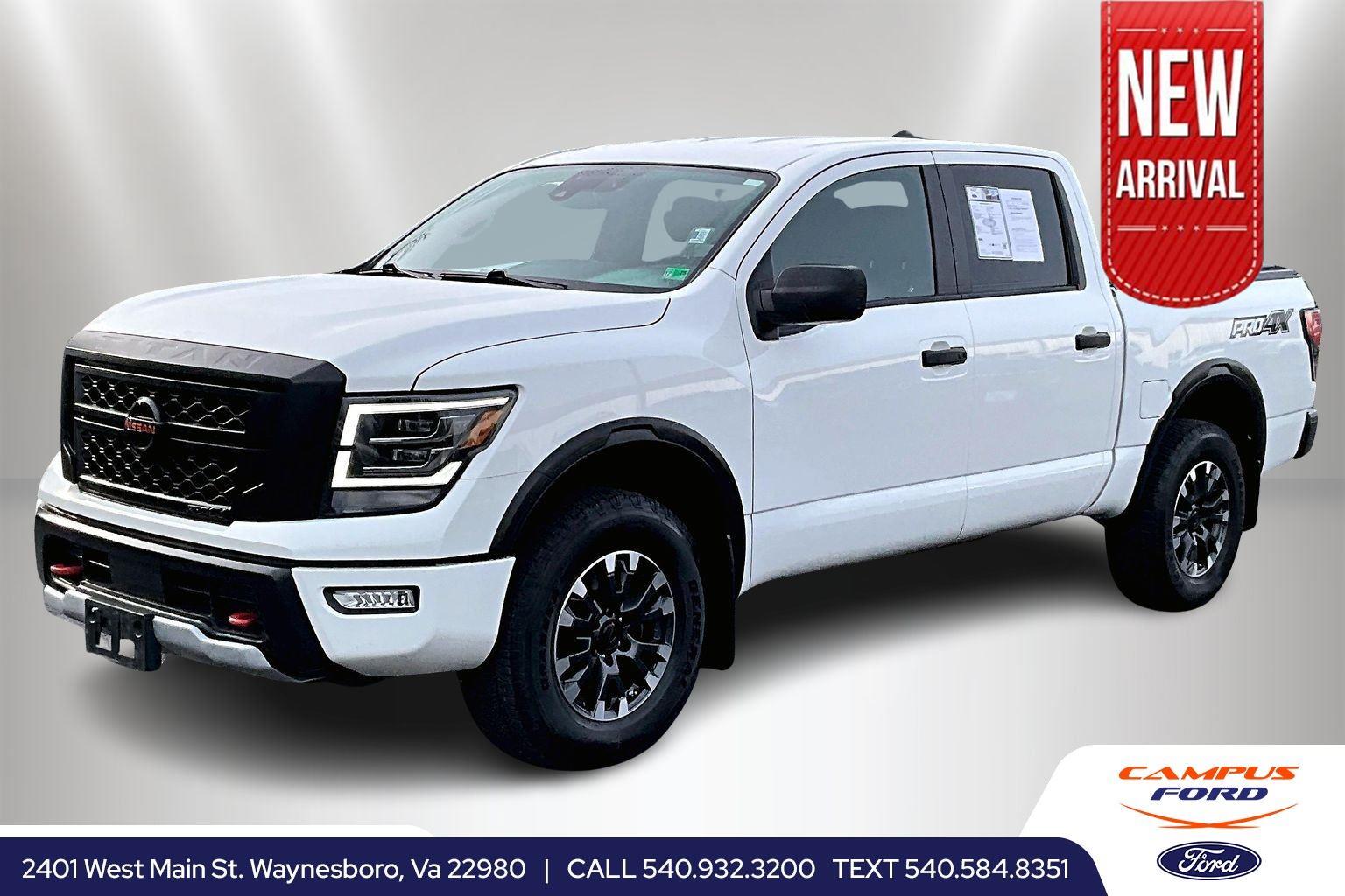 2022 Nissan Titan PRO-4X Crew Cab 4WD