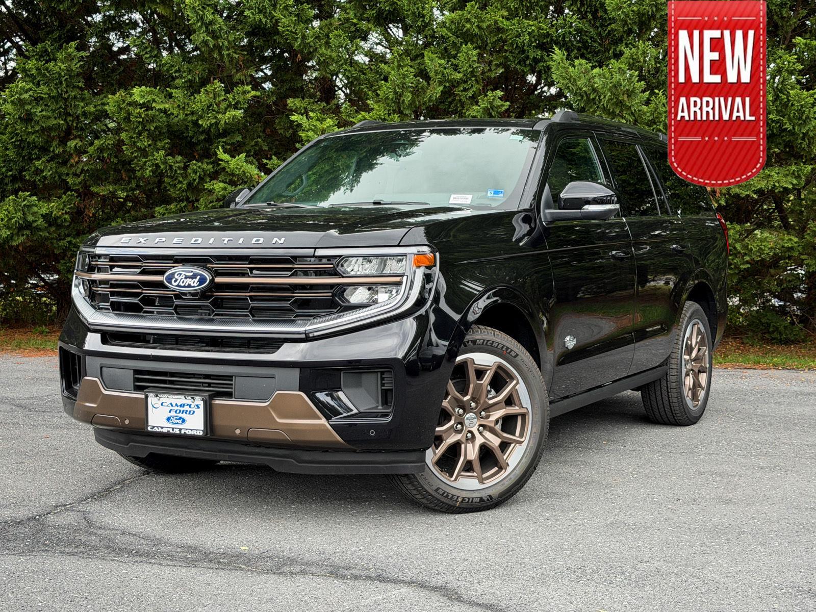 Agate Black 2027 Ford Expedition SUV / Crossover Four-Wheel Drive Automatic