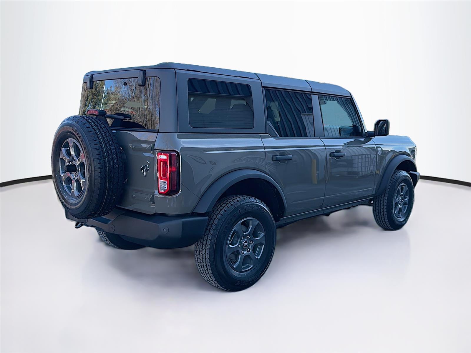 View vehicle photo 7