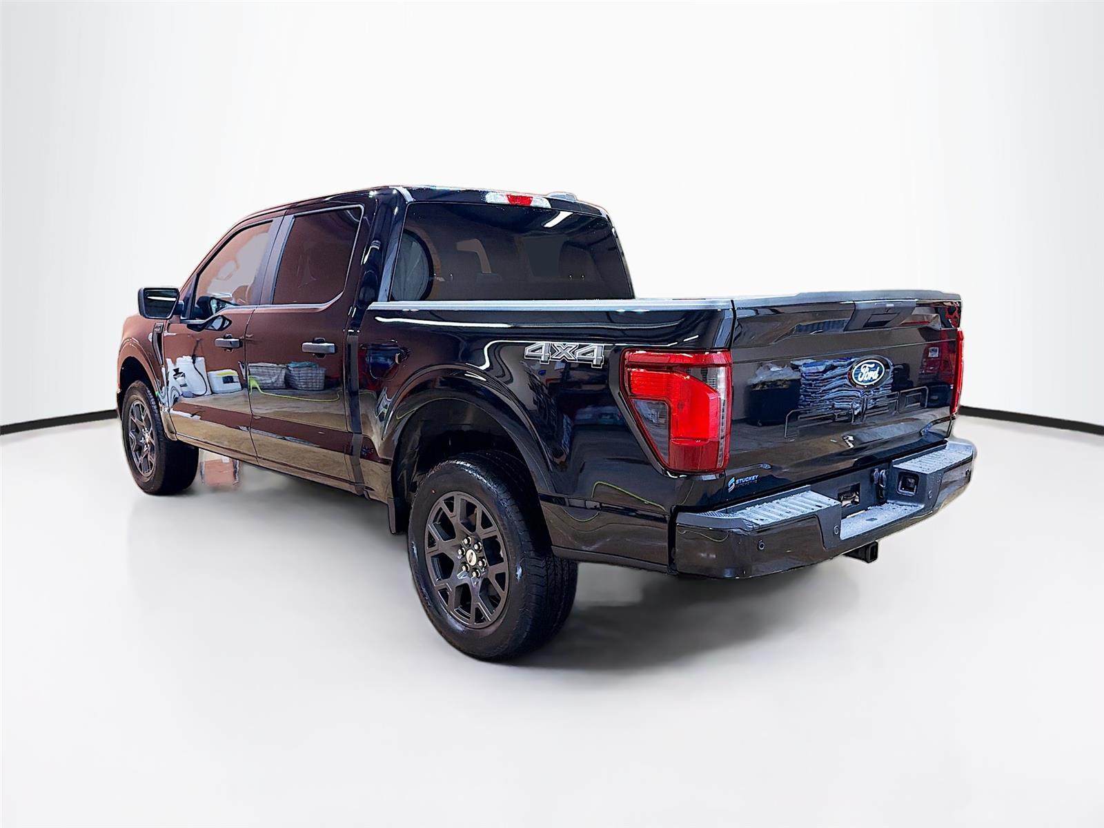 View vehicle photo 5