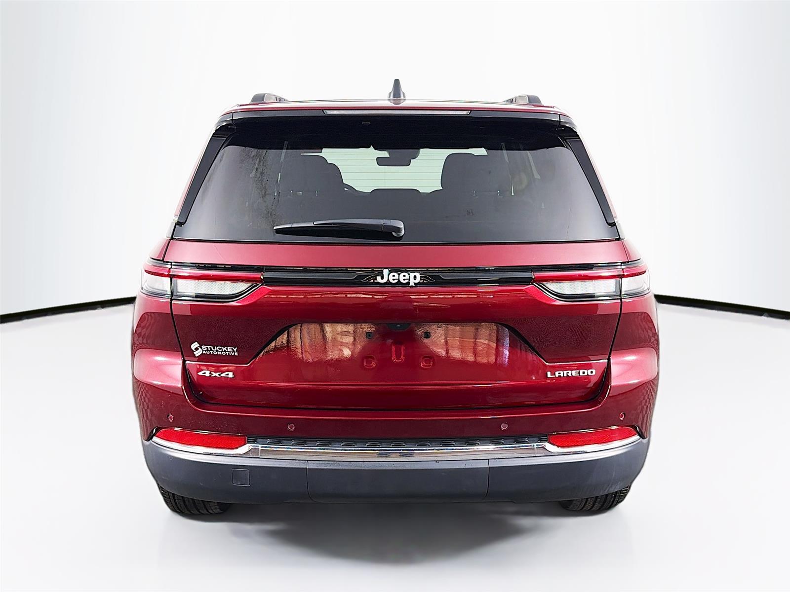 View vehicle photo 6