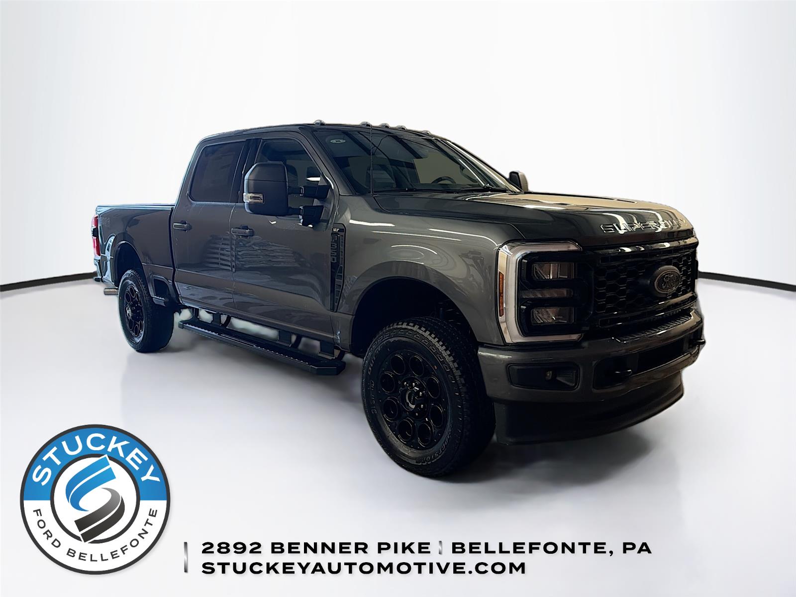 Carbonized Gray 2026 Ford F-350 Super Duty XLT Crew Cab 4WD Pickup Truck Four-Wheel Drive Automatic