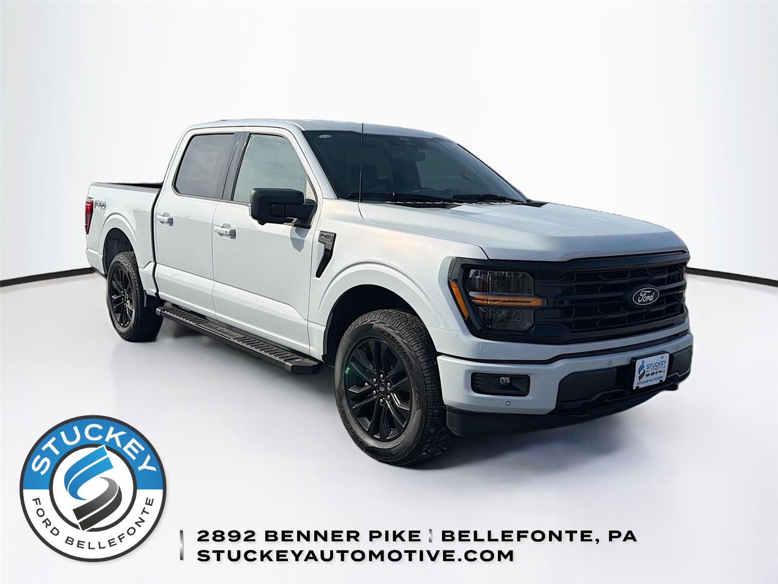 Space White 2025 Ford F-150 XLT SuperCrew 4WD Pickup Truck Four-Wheel Drive Automatic