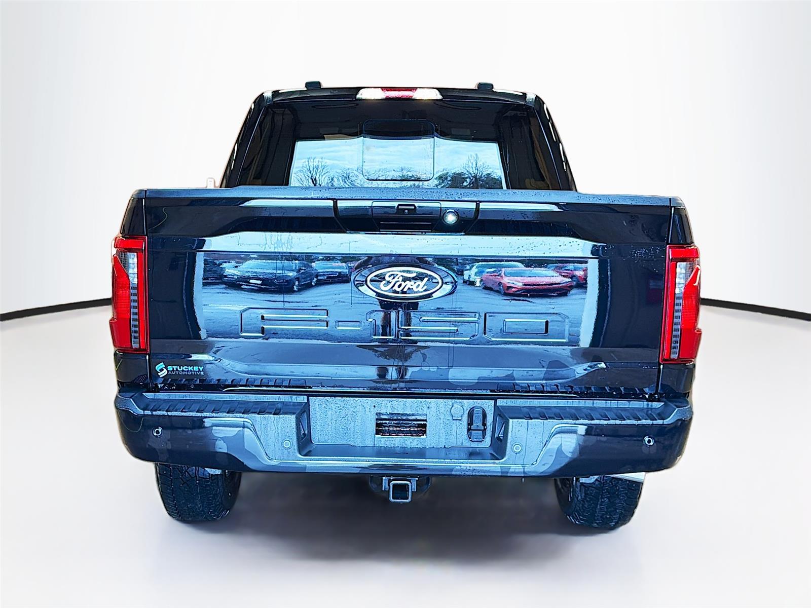 View vehicle photo 6