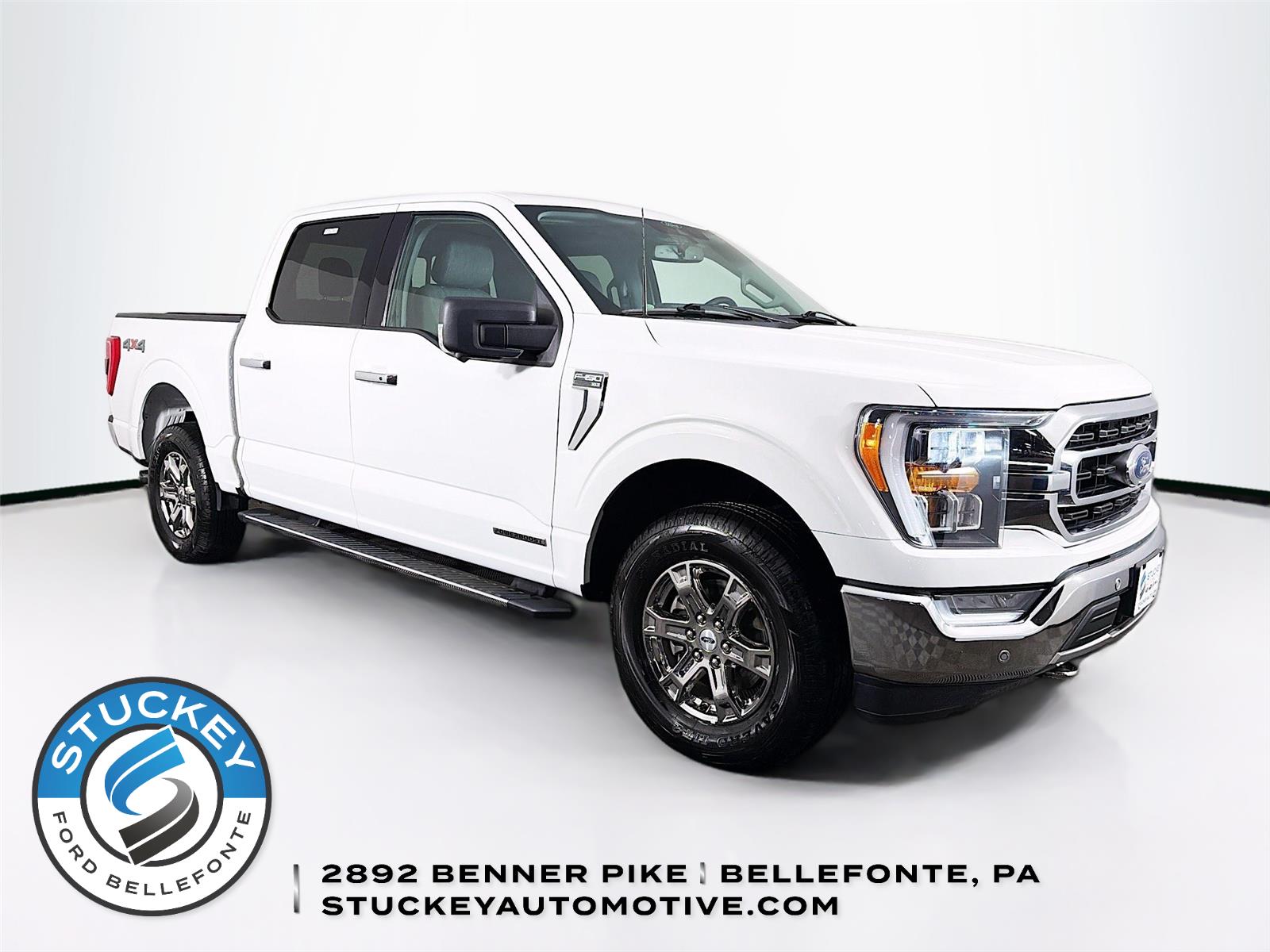 Oxford White 2021 Ford F-150 XLT SuperCrew 4WD Pickup Truck Four-Wheel Drive Automatic