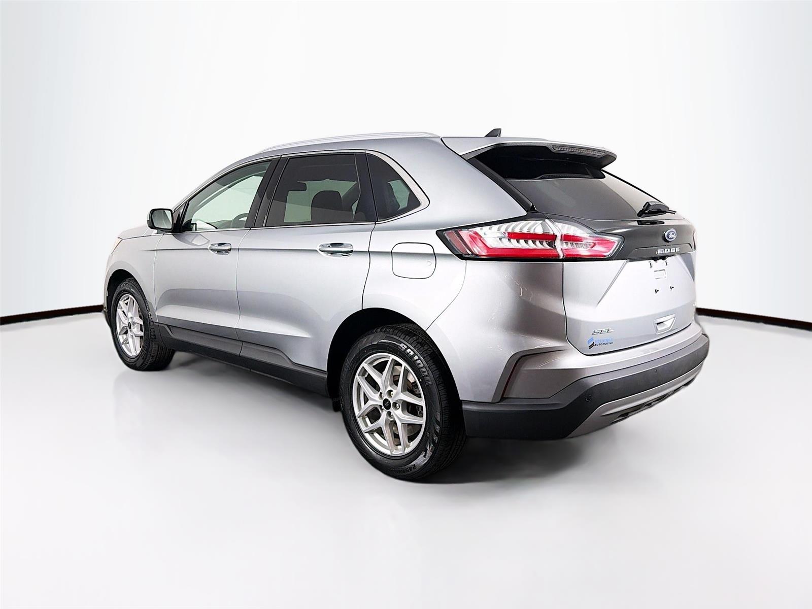 View vehicle photo 5