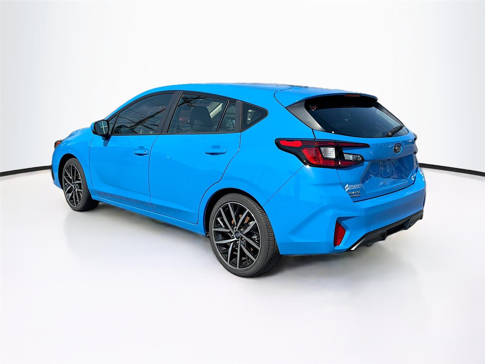 View vehicle photo 5