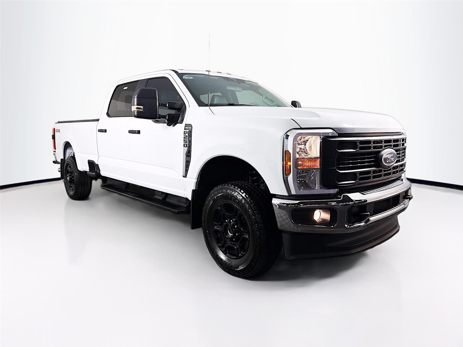 2025 Ford F-250 Super Duty XL Crew Cab 4WD