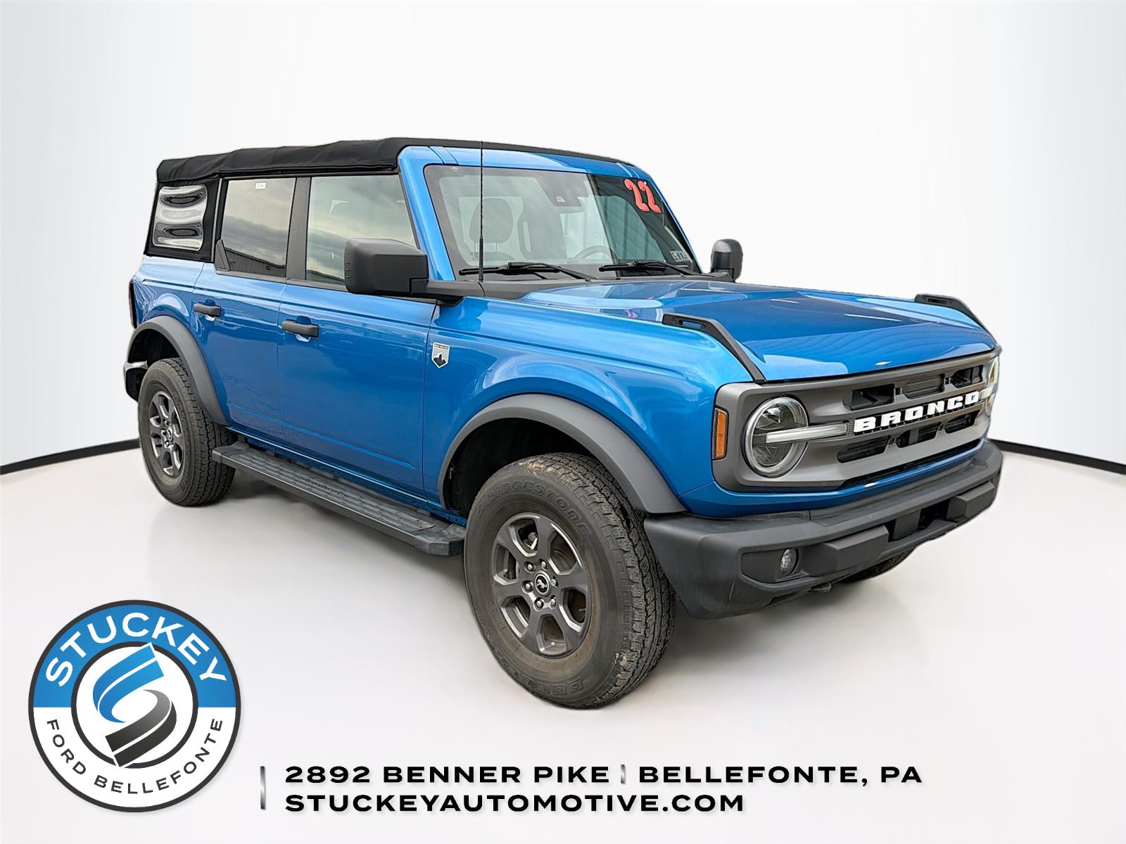 Velocity Blue 2022 Ford Bronco Big Bend 4-Door 4WD SUV / Crossover Four-Wheel Drive Automatic