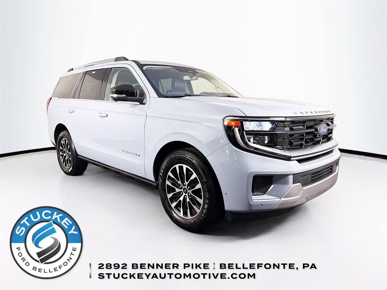 Glacier Gray Metallic Tri-Coat 2025 Ford Expedition Platinum 4WD SUV / Crossover Four-Wheel Drive Automatic