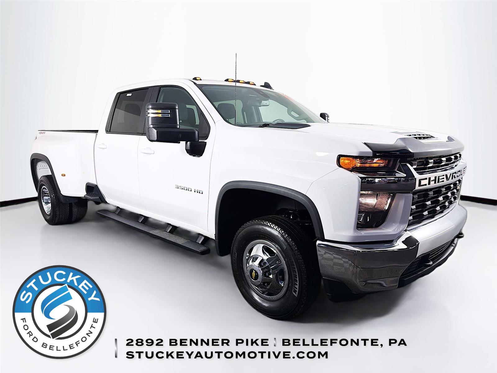 Summit White 2022 Chevrolet Silverado 3500HD LT Crew Cab 4WD Pickup Truck Four-Wheel Drive 6-Speed Automatic
