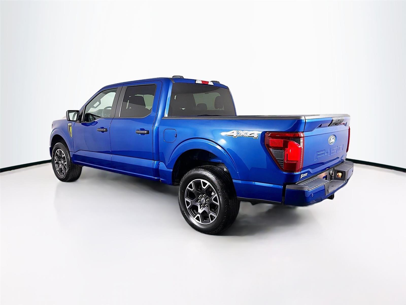 View vehicle photo 5
