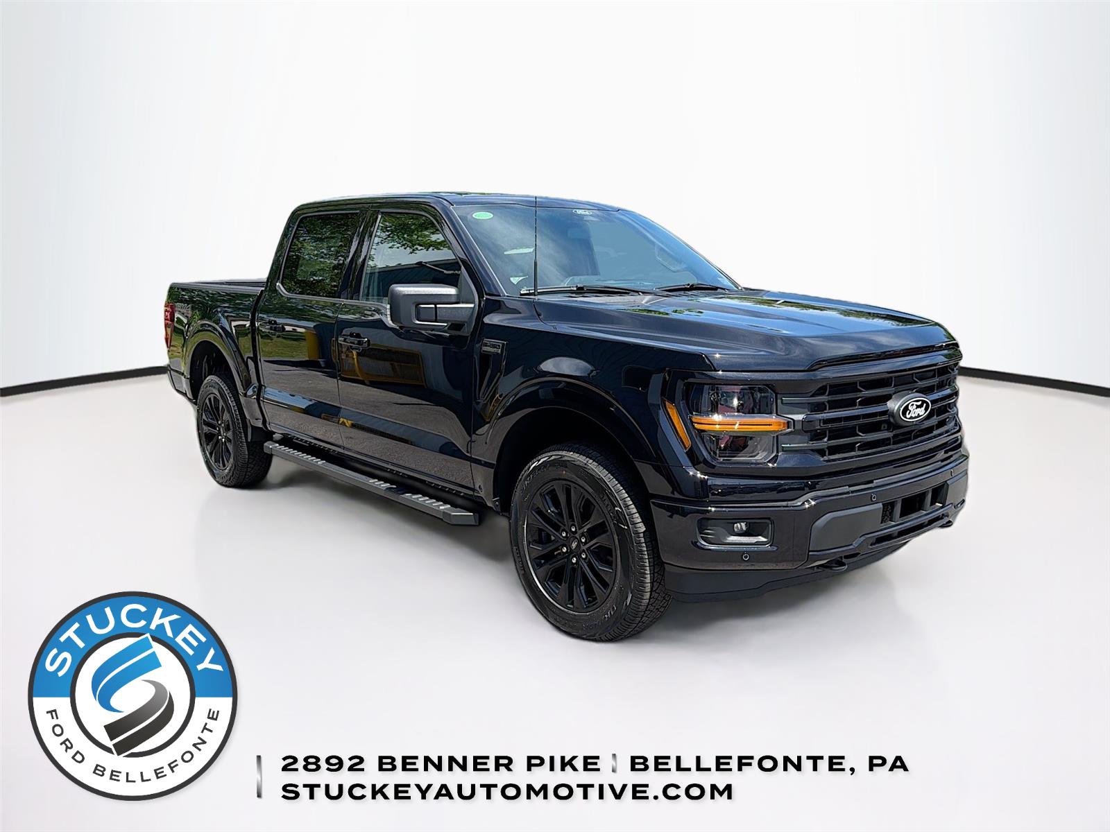 Agate Black Metallic 2026 Ford F-150 XLT SuperCrew 4WD Pickup Truck Four-Wheel Drive Automatic