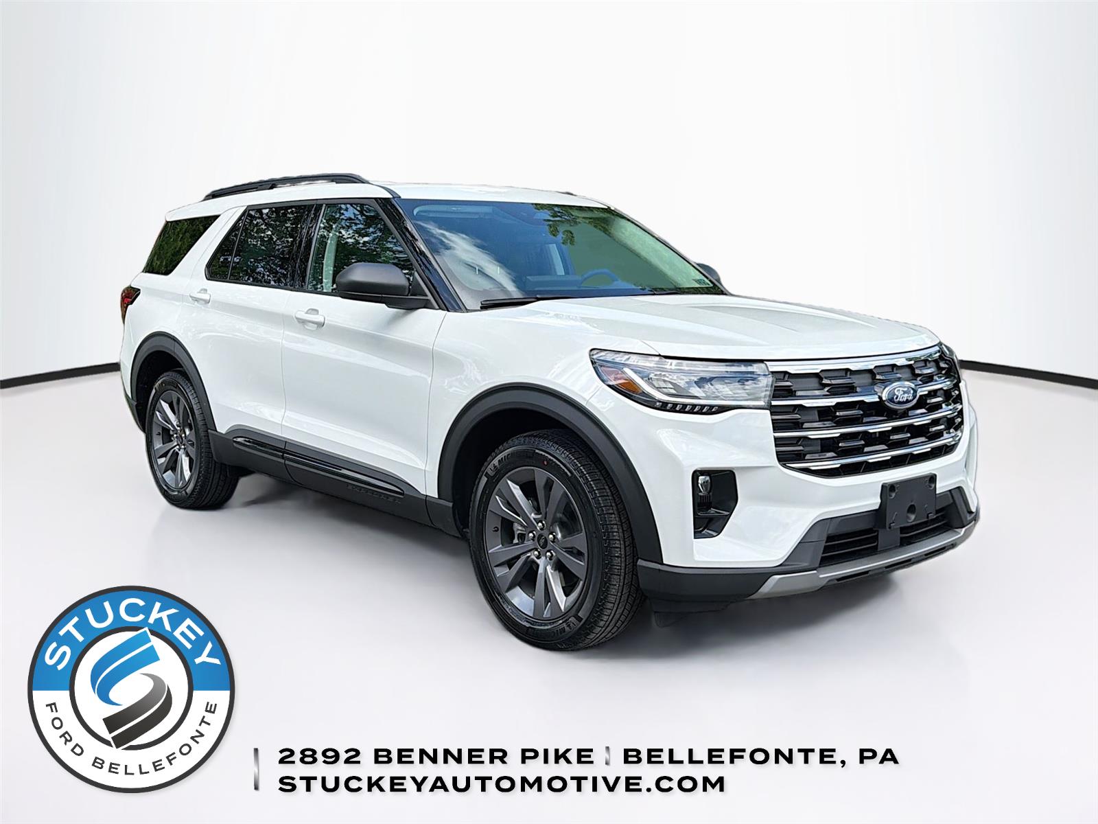 Star White Metallic Tri-Coat 2026 Ford Explorer SUV / Crossover All-Wheel Drive Automatic