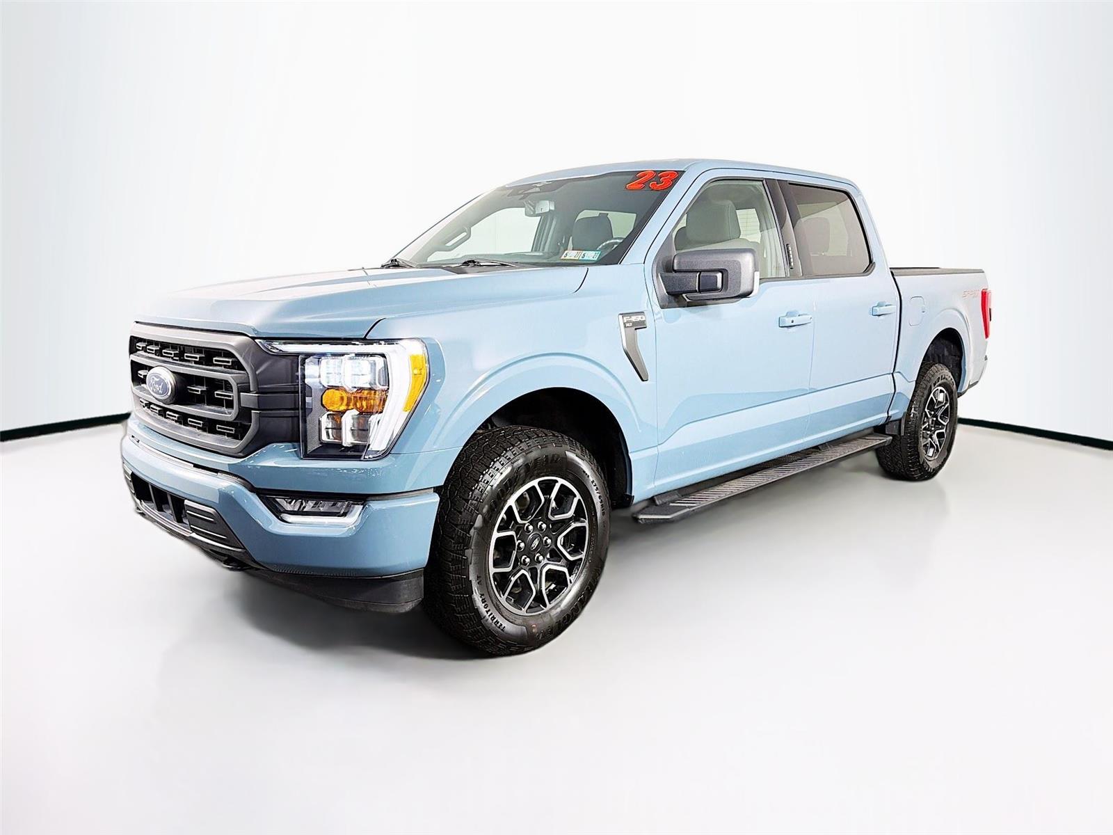 View vehicle photo 7