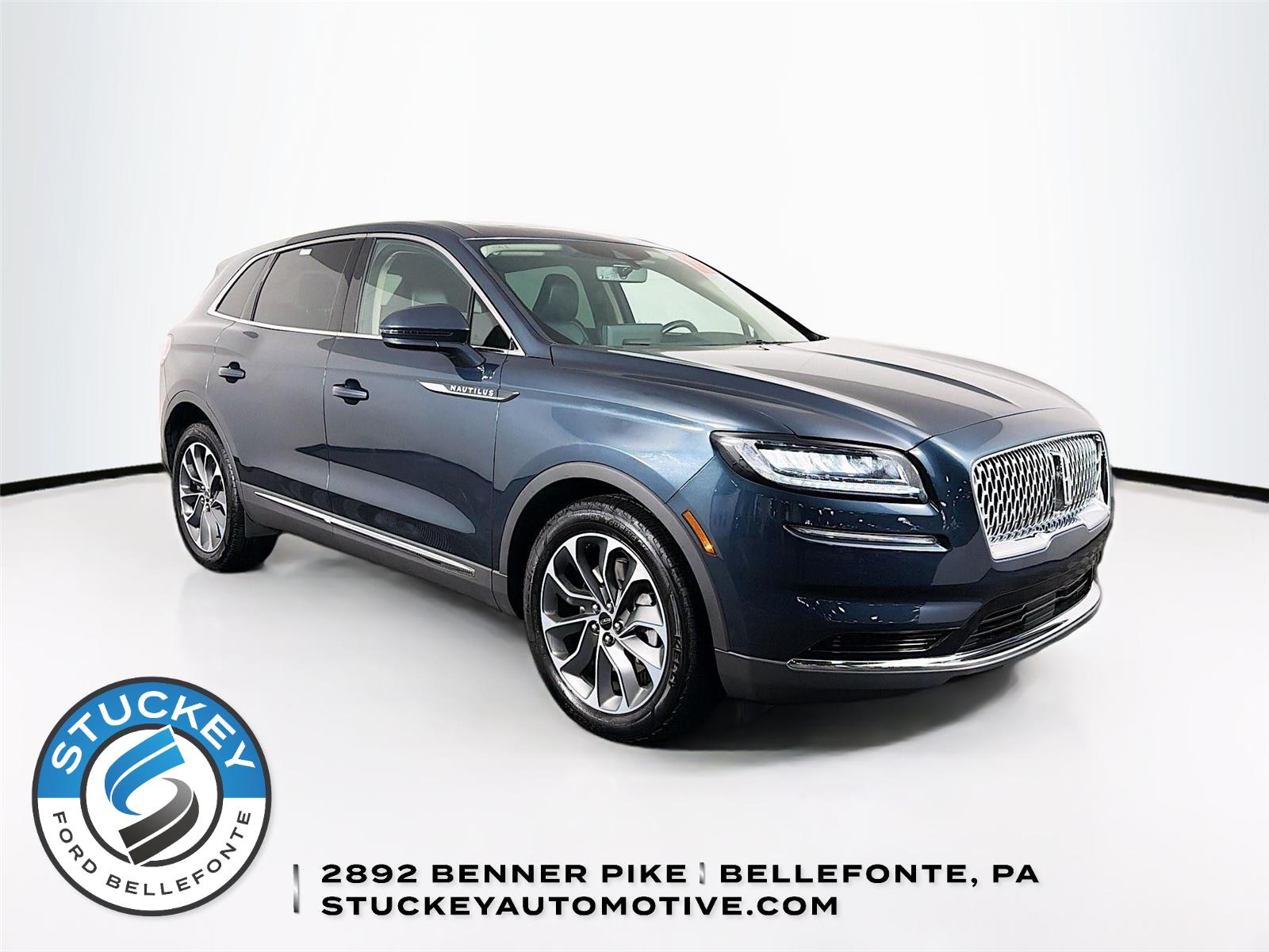 Flight Blue Metallic Clearcoat 2023 Lincoln Nautilus SUV / Crossover All-Wheel Drive 8-Speed Automatic