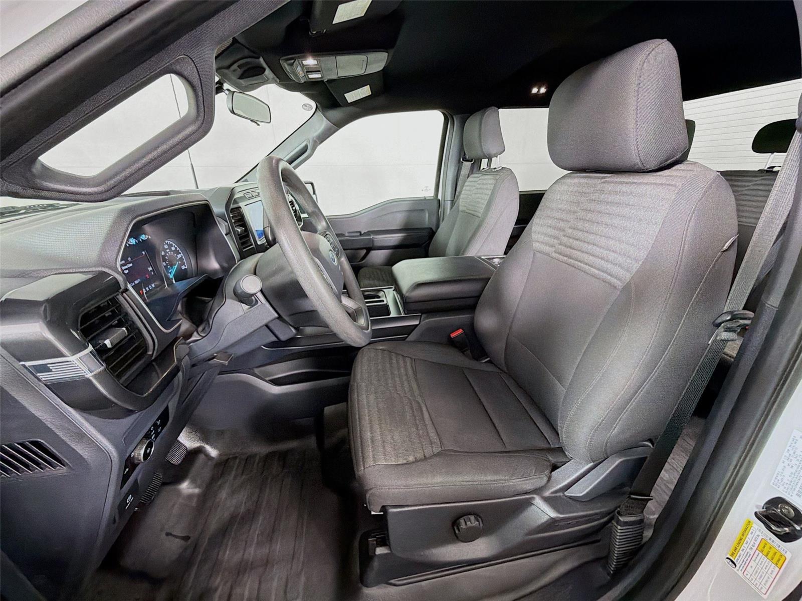 View vehicle photo 2