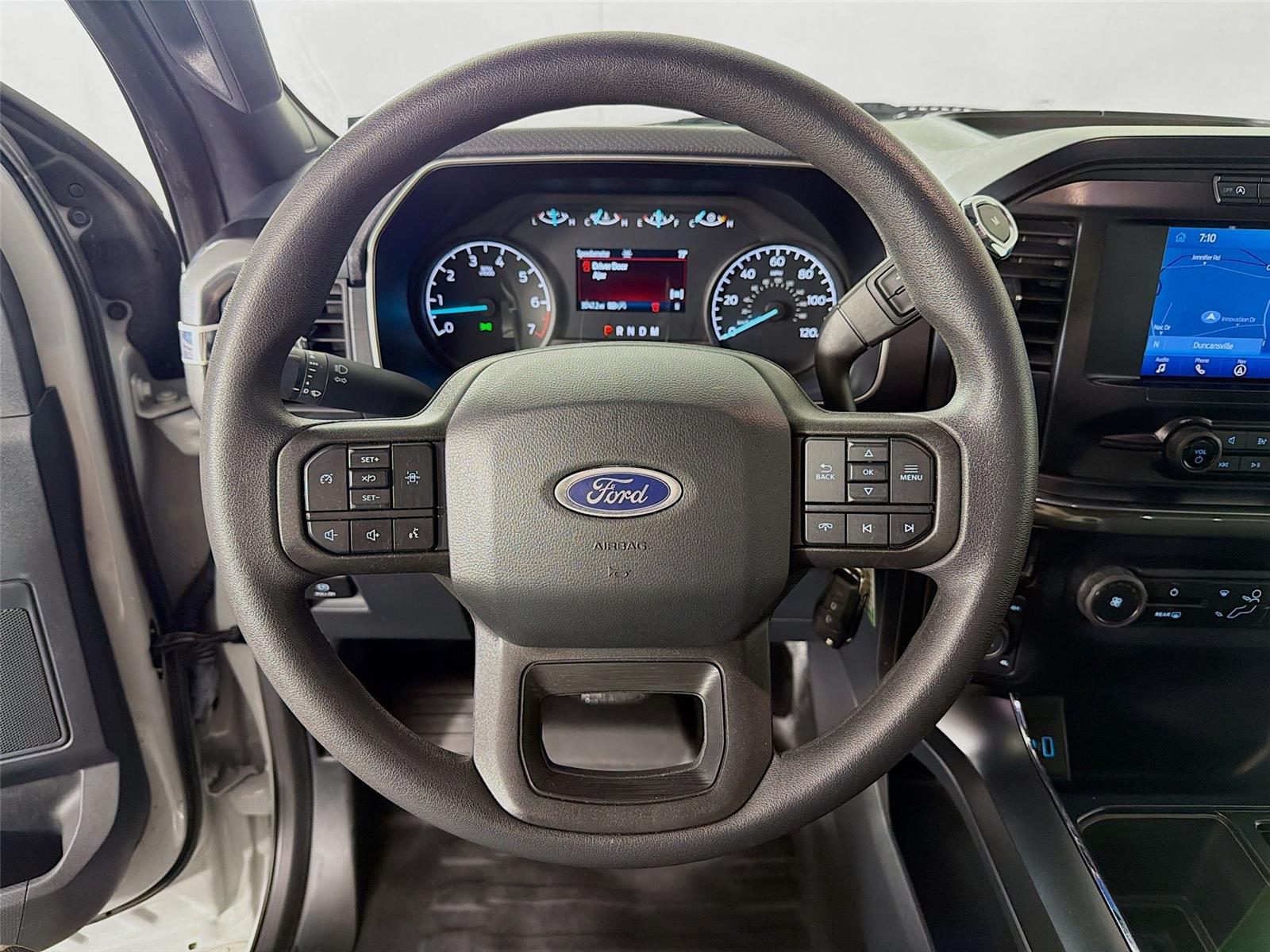 View vehicle photo 3