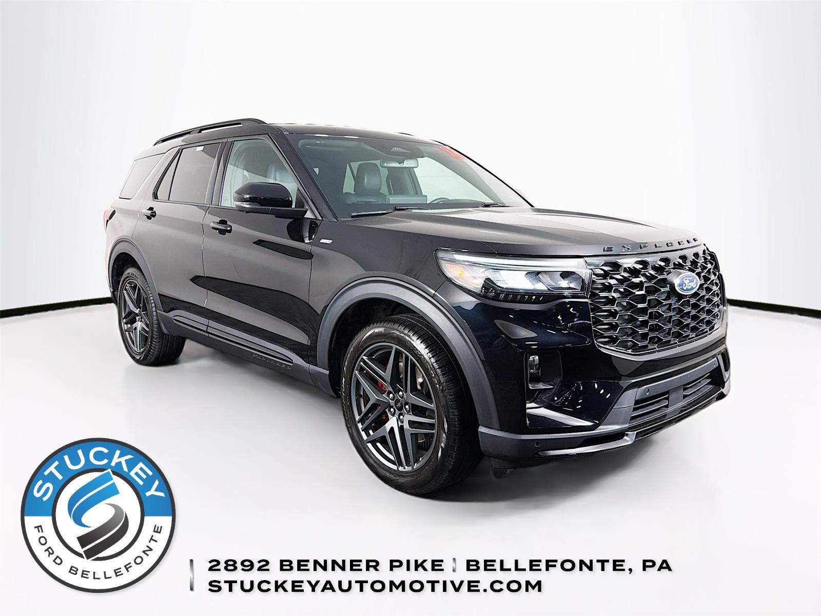 Agate Black 2025 Ford Explorer SUV / Crossover All-Wheel Drive Automatic