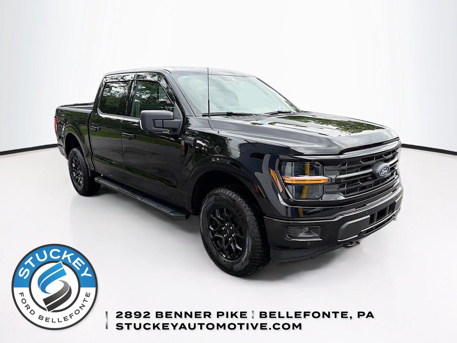 Agate Black Metallic 2026 Ford F-150 Pickup Truck Four-Wheel Drive Automatic
