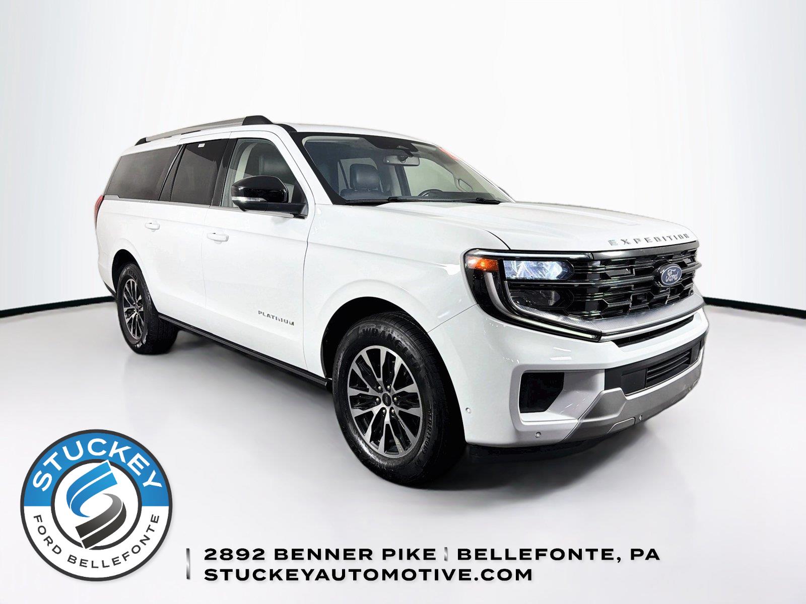 Oxford White 2025 Ford Expedition SUV / Crossover Four-Wheel Drive Automatic