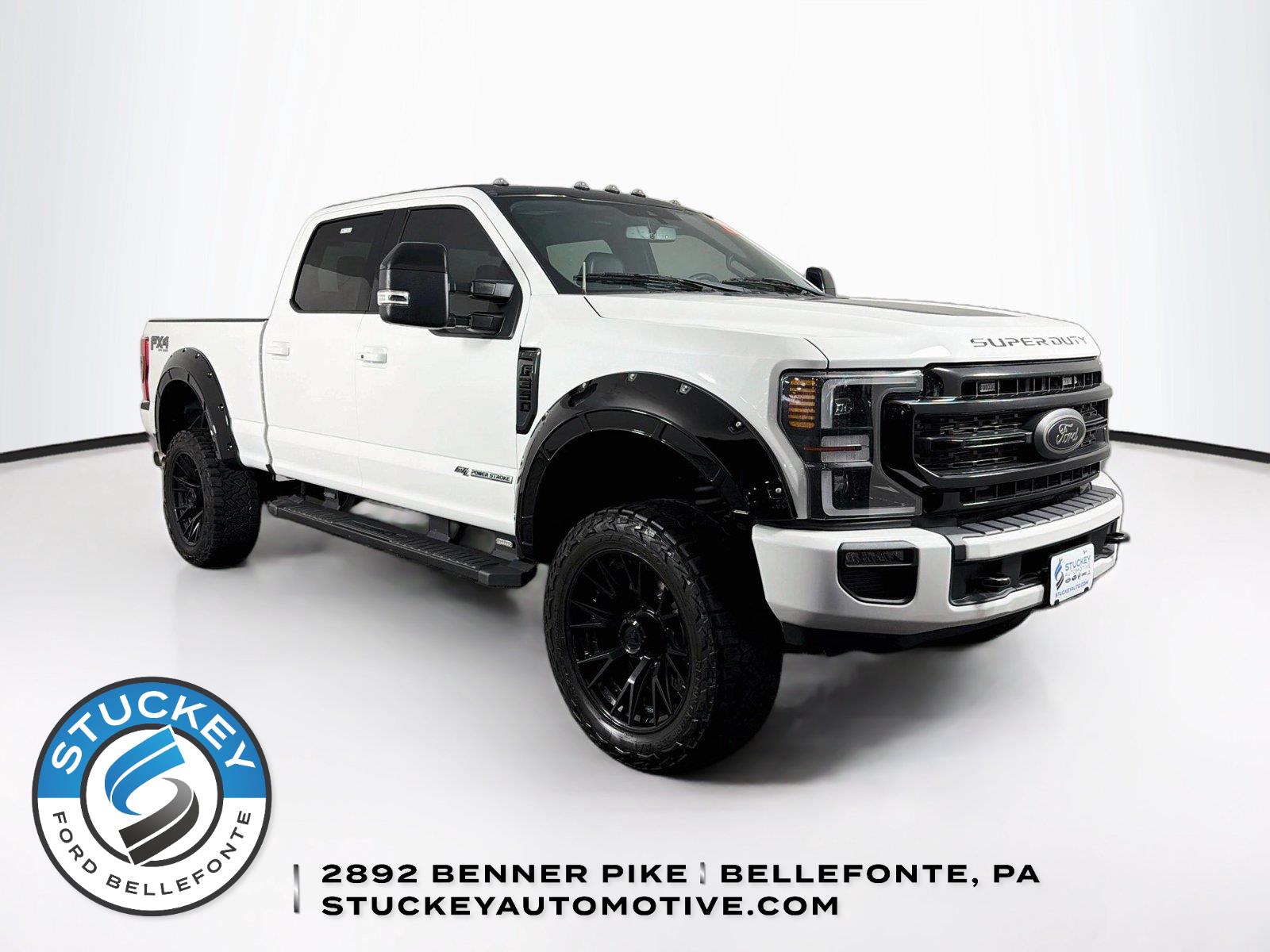 Star White Metallic Tri-Coat 2022 Ford F-350 Super Duty Pickup Truck Four-Wheel Drive Automatic