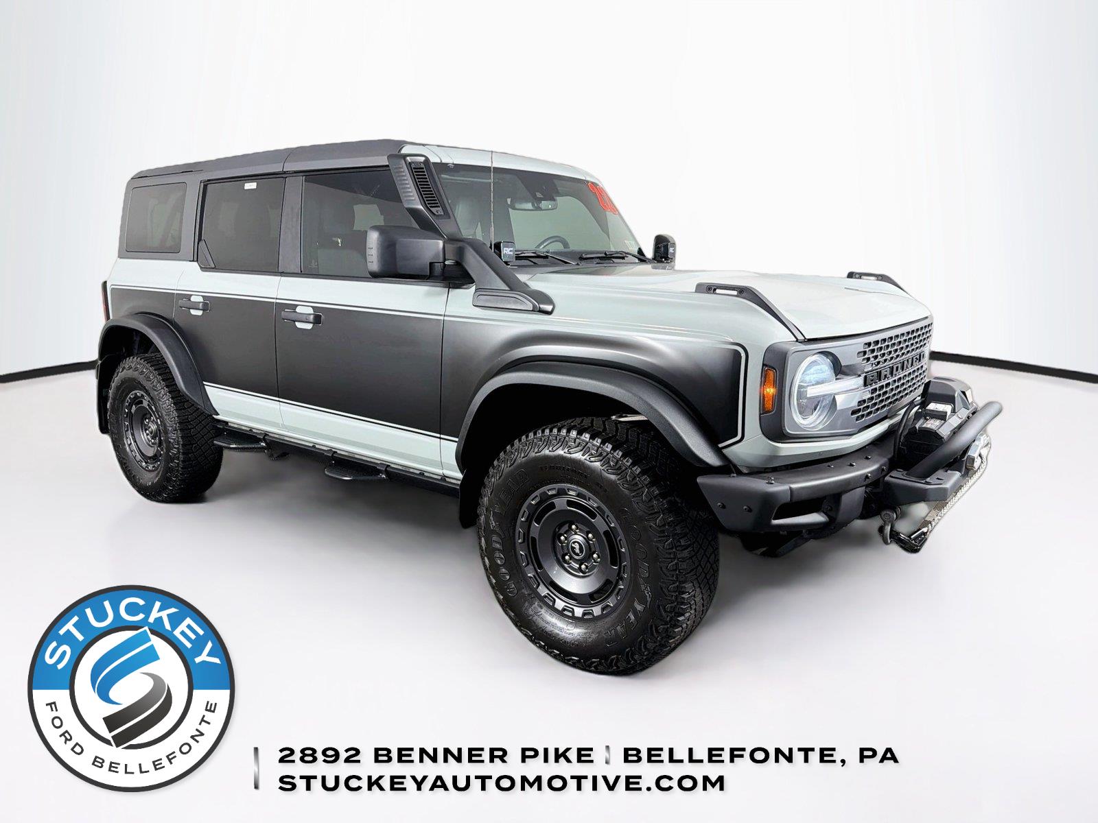 Cactus Gray 2022 Ford Bronco SUV / Crossover Four-Wheel Drive Automatic