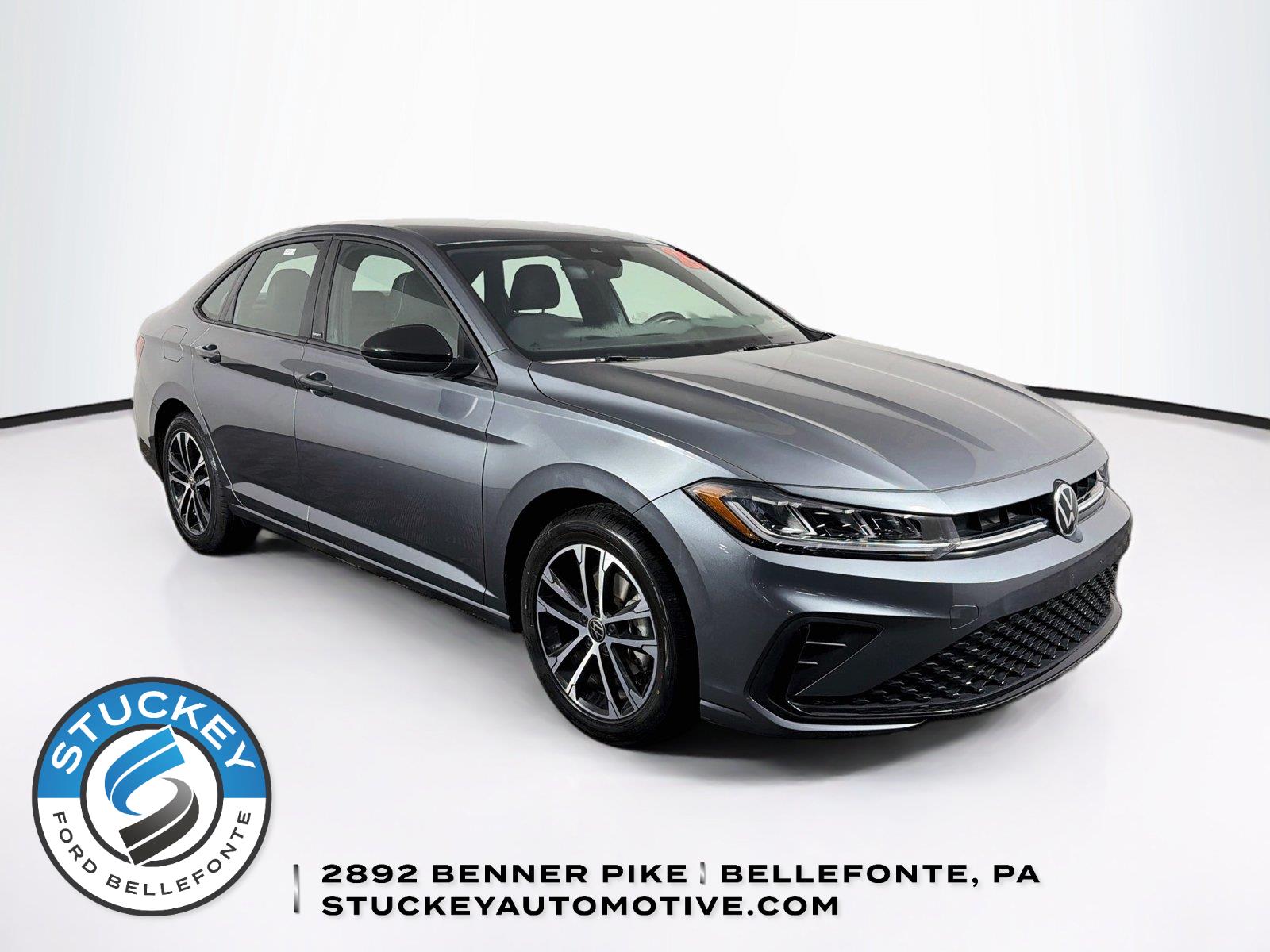 Deep Black Pearl 2025 Volkswagen Jetta Sedan Front-Wheel Drive Automatic