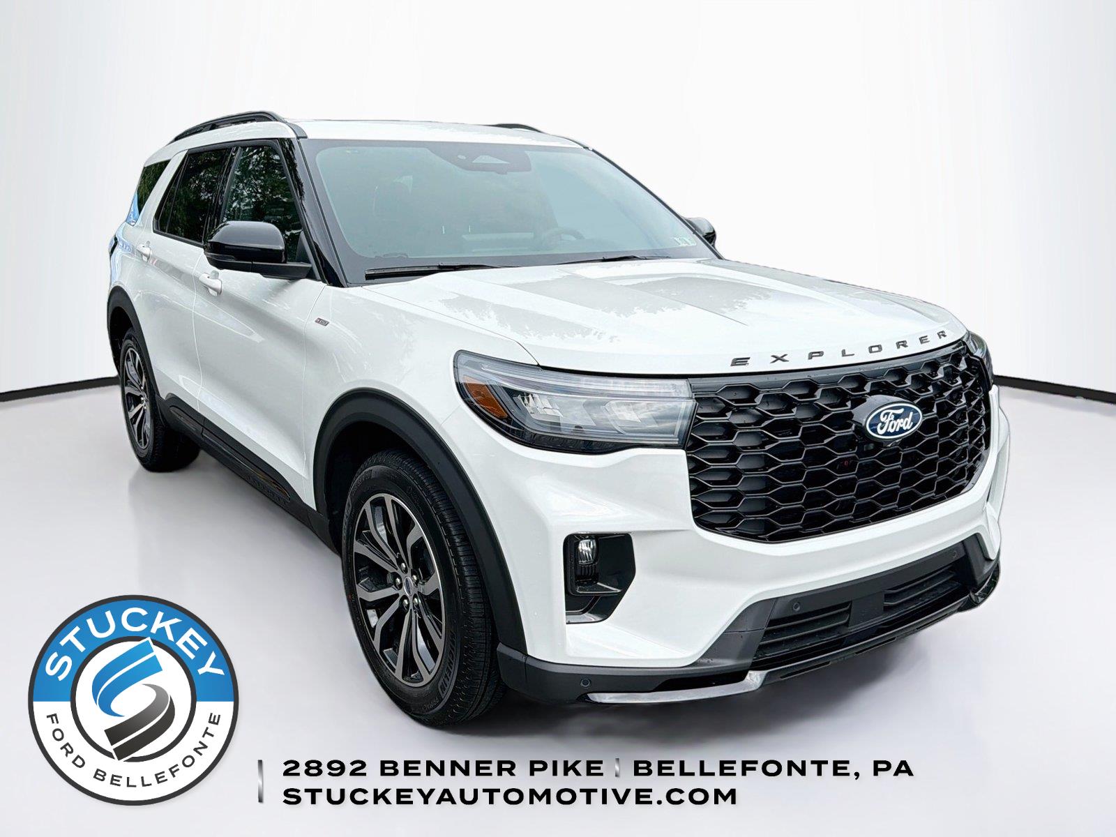 Star White Metallic Tri-Coat 2027 Ford Explorer SUV / Crossover All-Wheel Drive Automatic