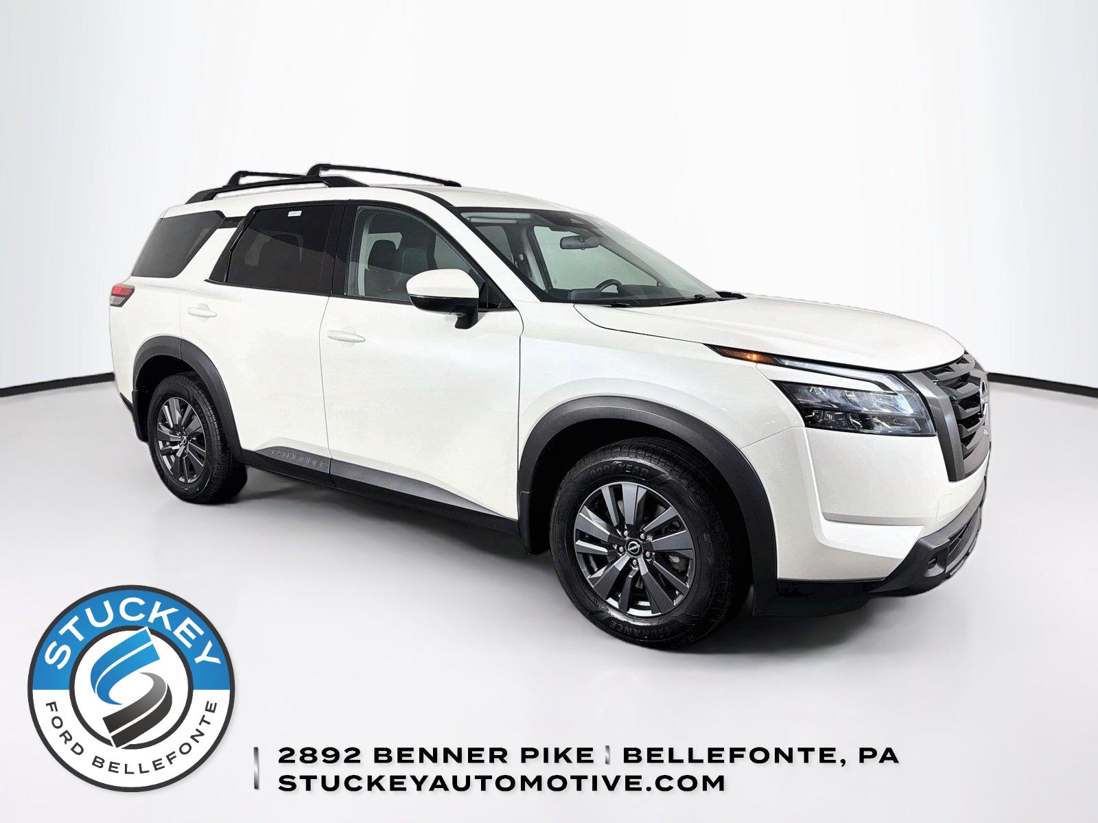 Pearl White Tricoat 2024 Nissan Pathfinder SUV / Crossover All-Wheel Drive Automatic