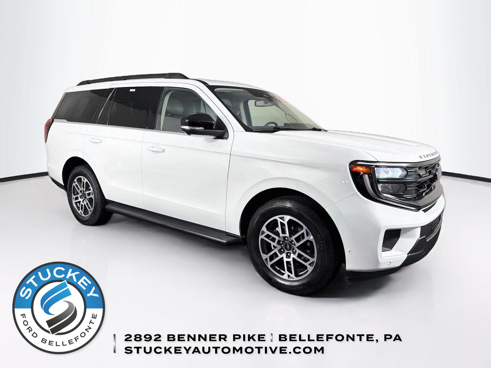 Oxford White 2025 Ford Expedition SUV / Crossover Four-Wheel Drive Automatic