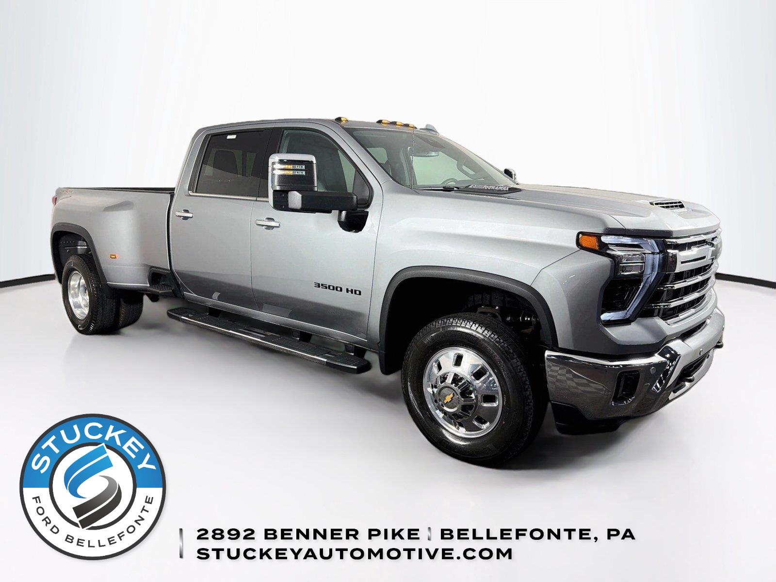 Sterling Gray Metallic 2026 Chevrolet Silverado 3500HD Pickup Truck Four-Wheel Drive Automatic