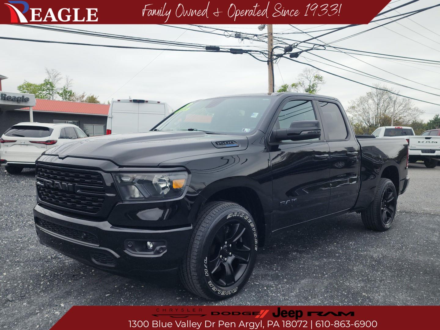 Diamond Black Crystal Pearlcoat 2023 RAM 1500 Pickup Truck Four-Wheel Drive 8-Speed Automatic