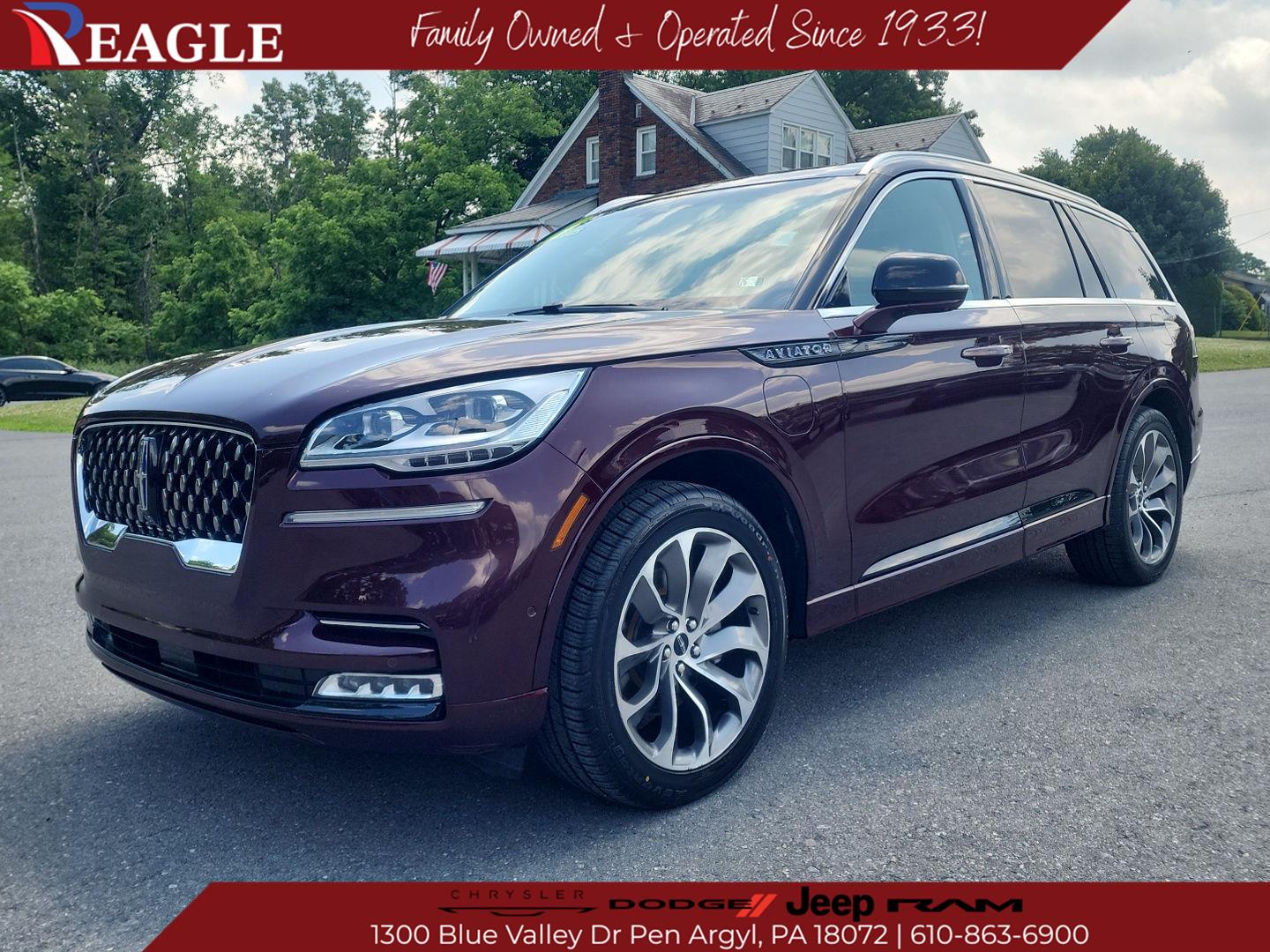 Red (Burgundy Velvet Metallic Tinted Clearcoat) 2020 Lincoln Aviator SUV / Crossover All-Wheel Drive Automatic