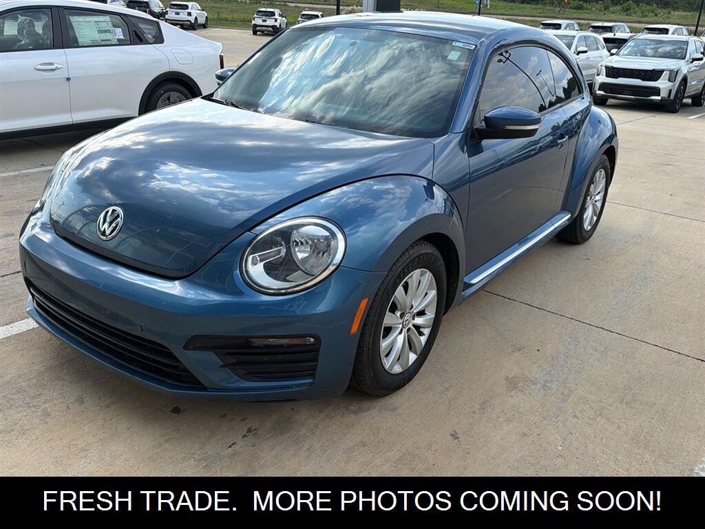 2019 Volkswagen Beetle 2.0T S Hatchback FWD