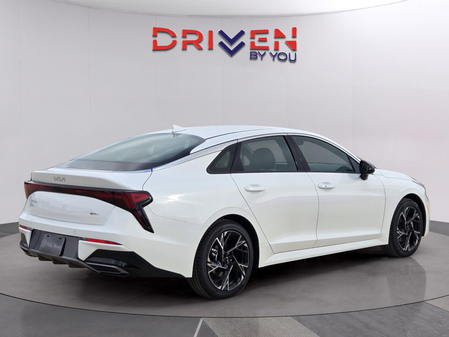 View vehicle photo 5