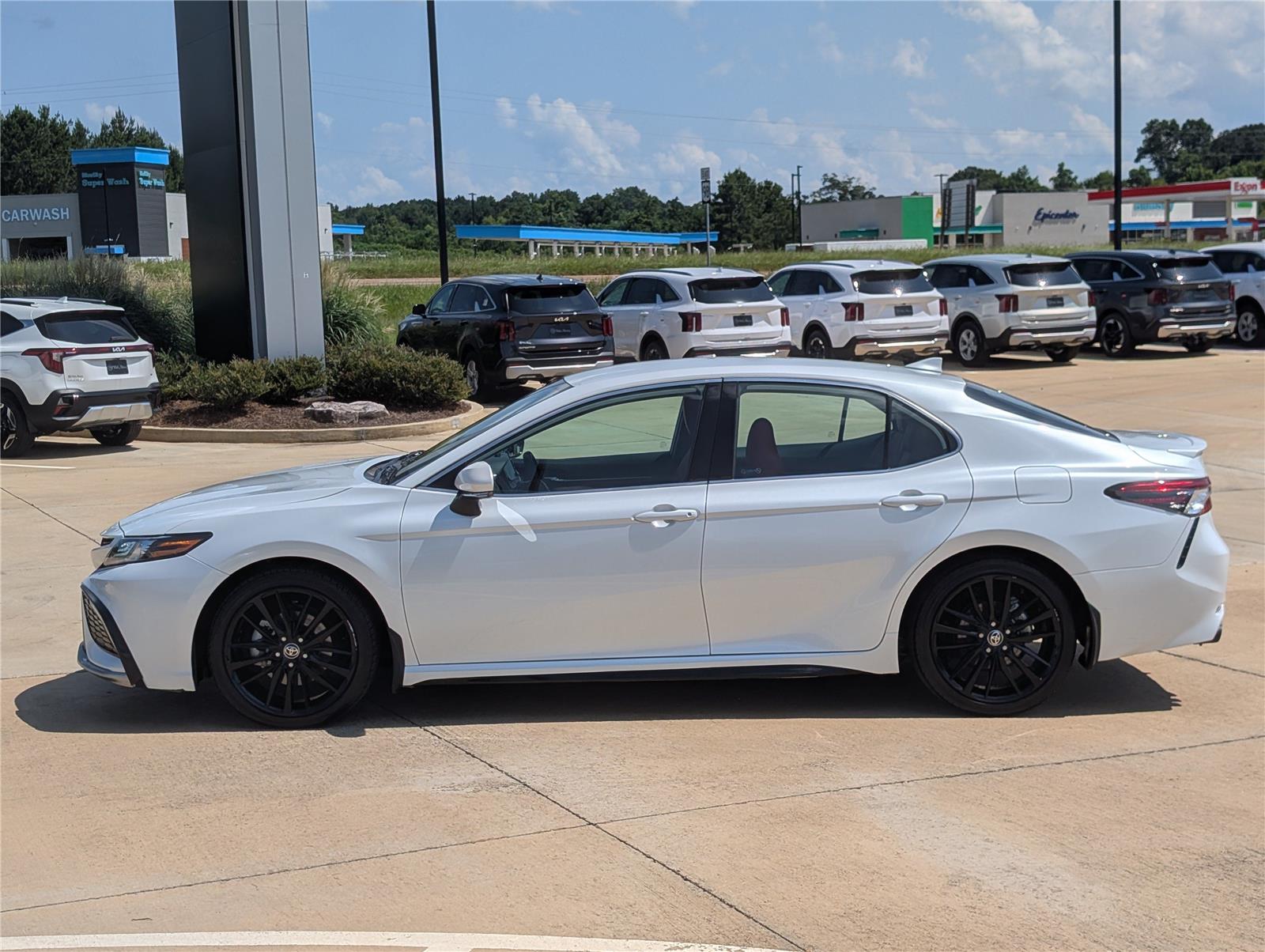 2022 Toyota Camry XSE FWD